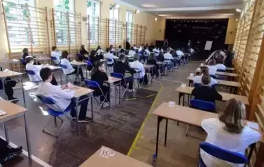Egzamin &oacute;smoklasisty 2025 1