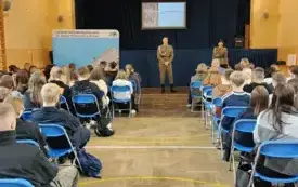 Spotkanie z płk Marcinem Kujawą Dow&oacute;dcą Pułku Reprezentacyjnego WP- (6)