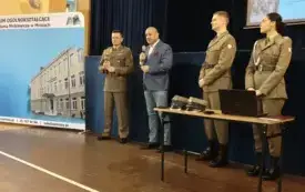 Spotkanie z płk Marcinem Kujawą Dow&oacute;dcą Pułku Reprezentacyjnego WP- (2)