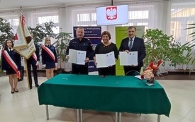 Przekazanie radiowoz&oacute;w, podpisanie porozumienia 2023 (139)